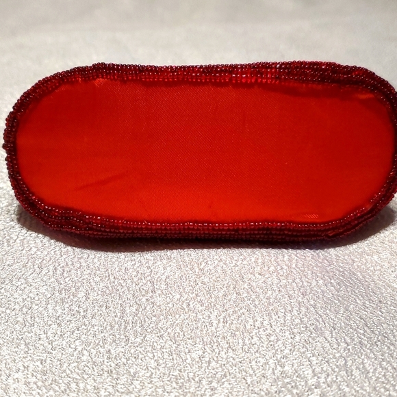 Vintage Red Beaded Satin Purse Christmas Valentine's Day Heart Chain Wristlet - Picture 5 of 8